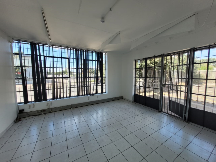 To Let Commercial Property for Rent in Paarden Eiland Western Cape